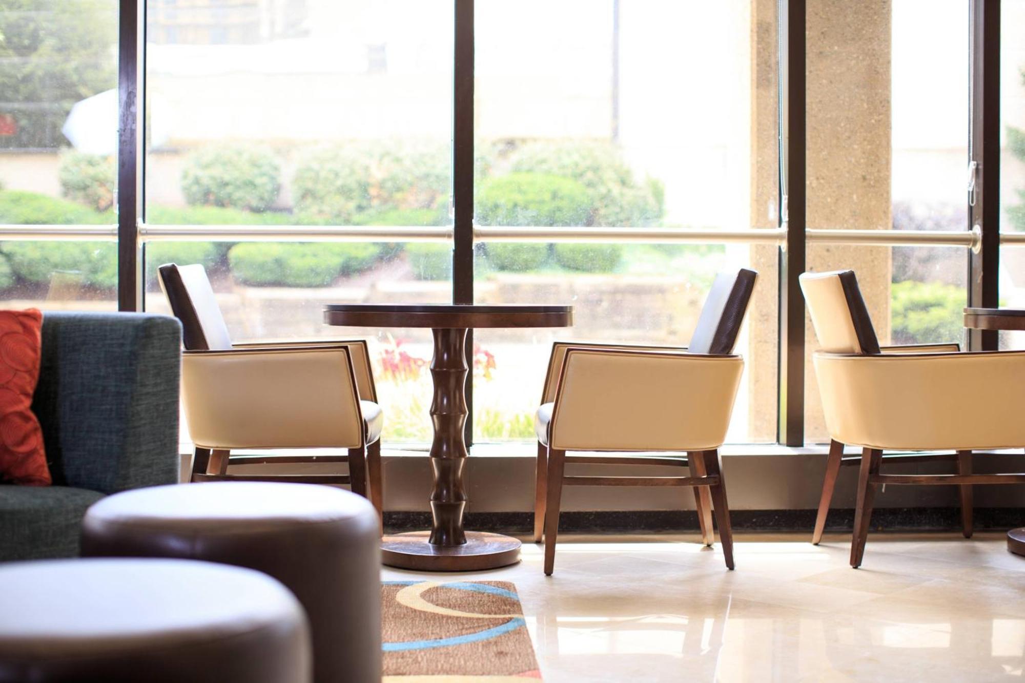 Charleston Marriott Town Center Hotel Exterior photo