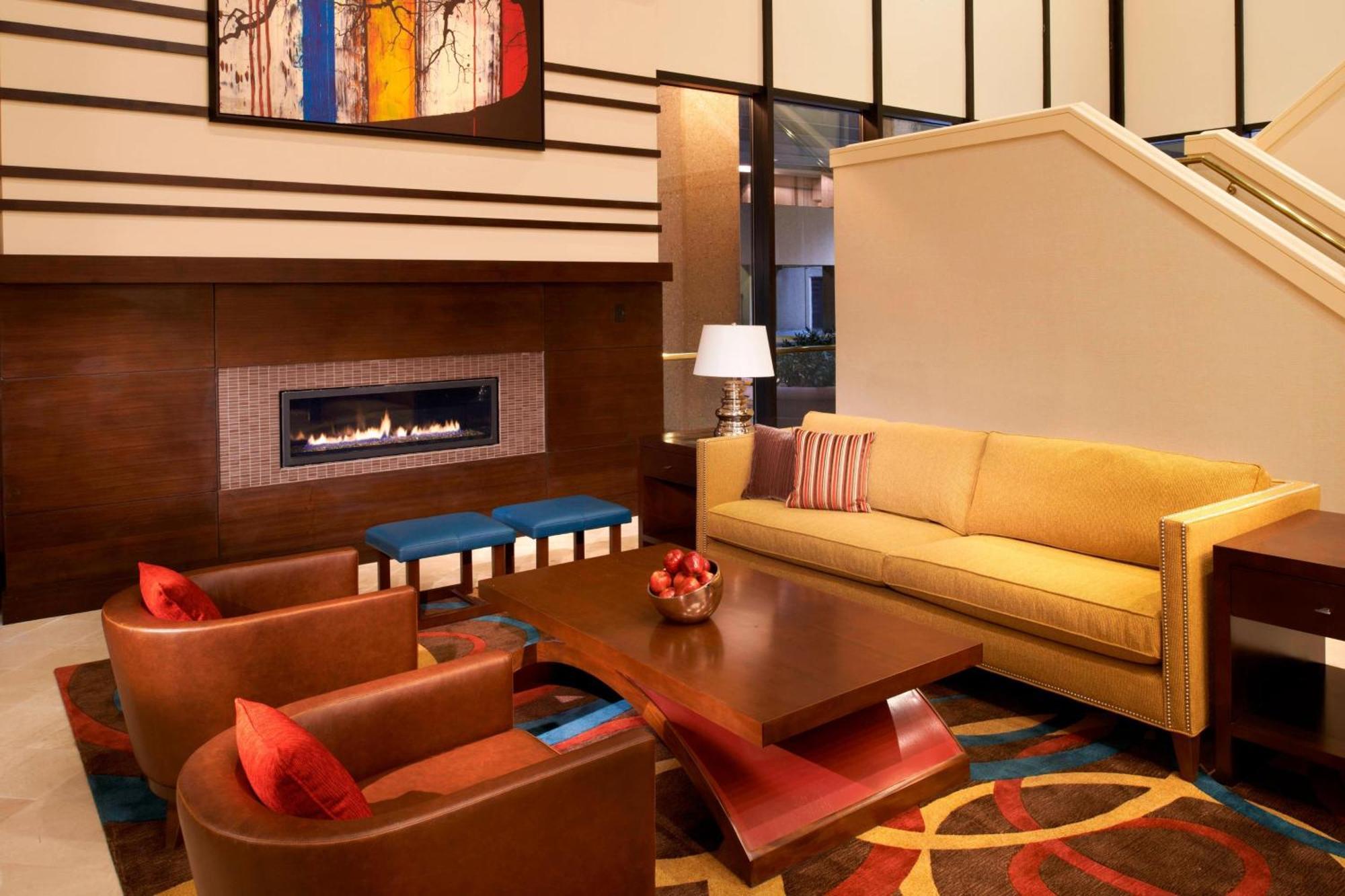 Charleston Marriott Town Center Hotel Exterior photo